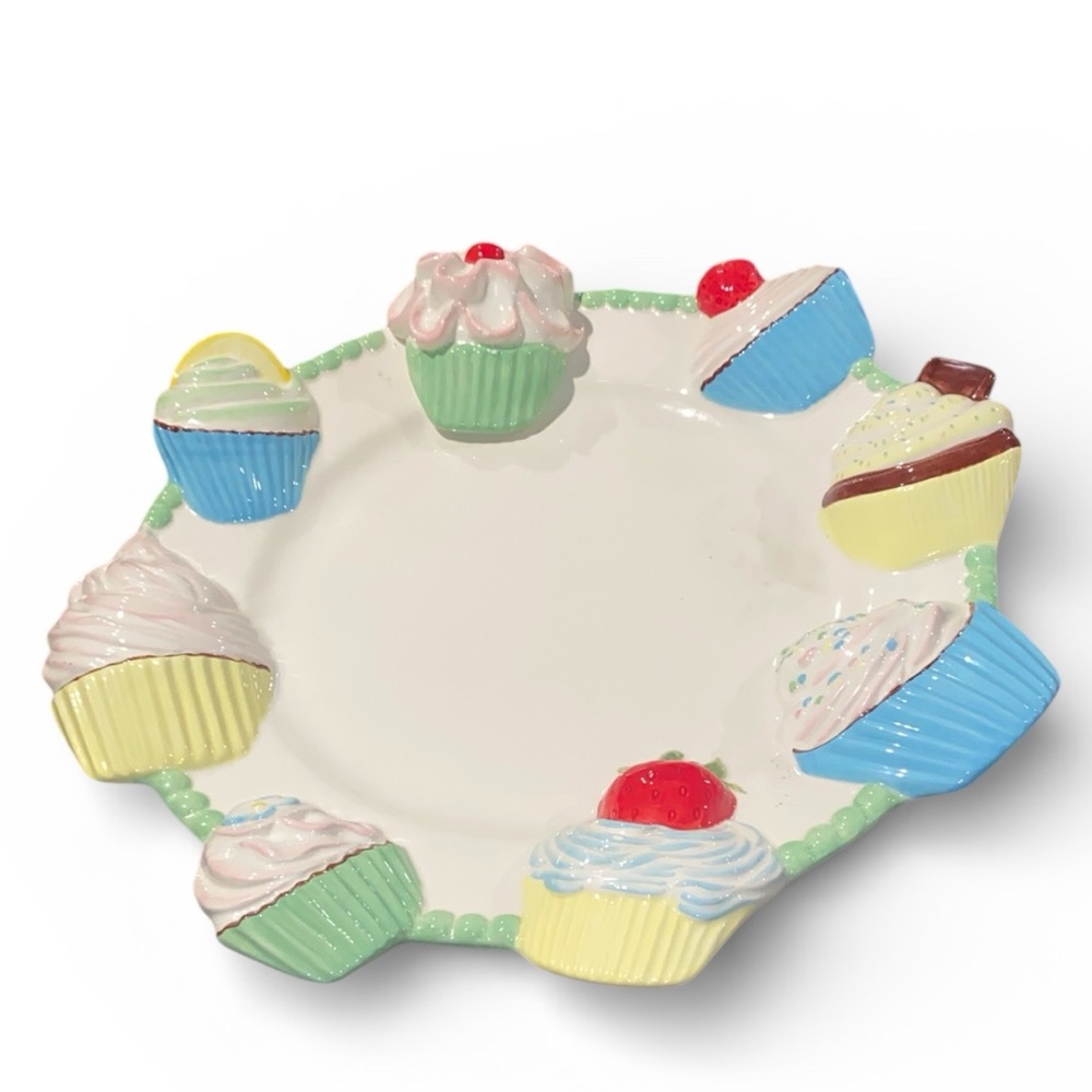 Mud Pie White Decorative Cupcake Dessert Plate 2010